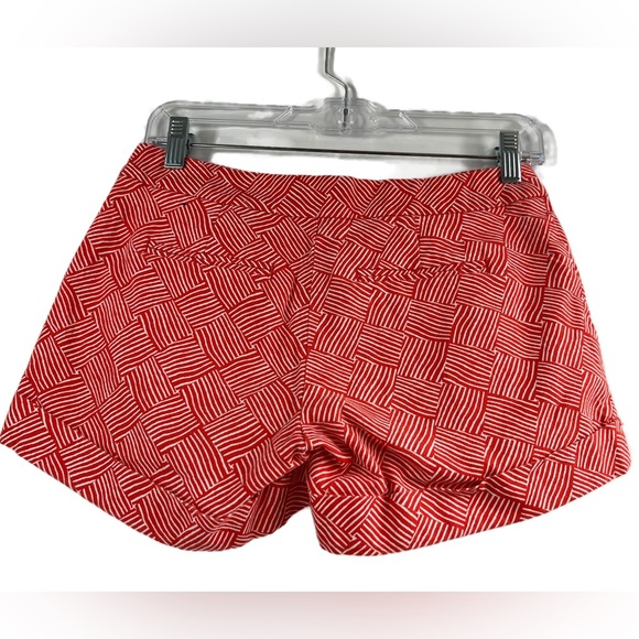 Banana Republic Tailored Coral White Geometric Women's Flat Front Shorts Size 0 - Picture 3 of 8